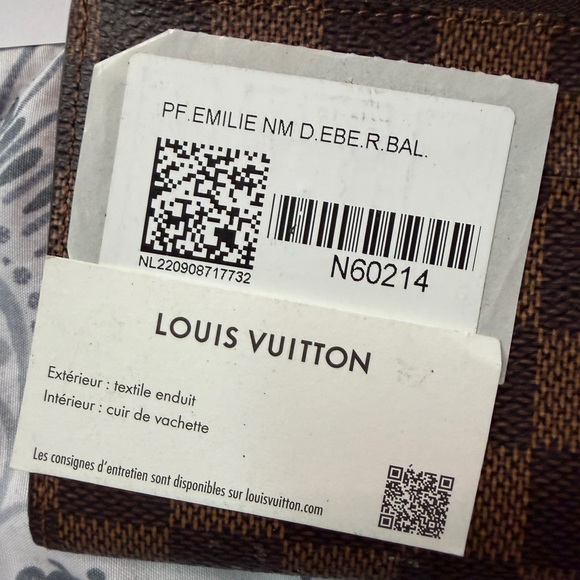 Louis Vuitton Damier Ebene Emelie Wallet - Picture 10 of 15
